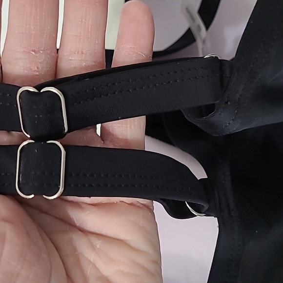 Black Women's Bustier style swimtop size 36DD - Picture 4 of 5